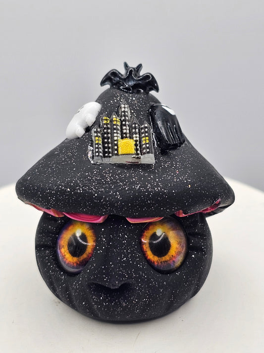 Halloween mushie